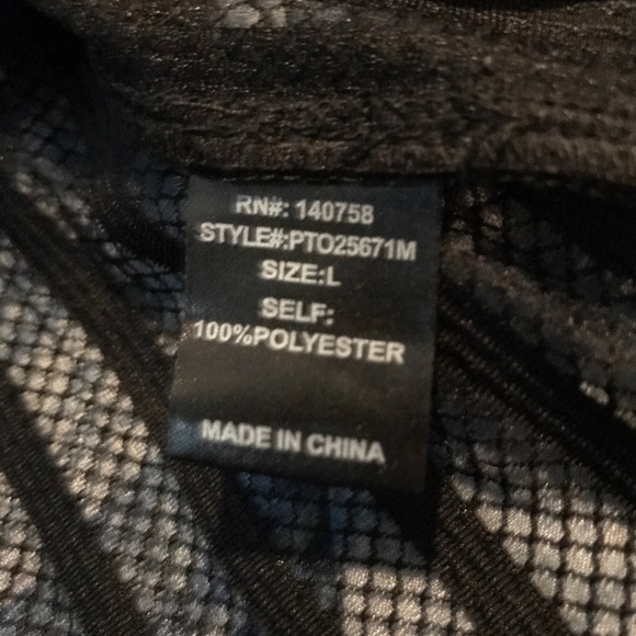 Forever 21 shirt 😍😍 - Picture 5 of 5